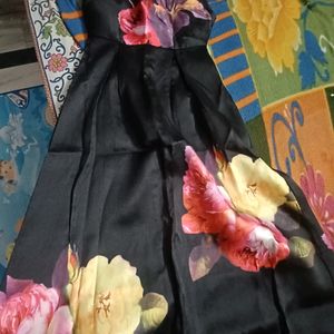 Beautiful Printed Floral Gawn
