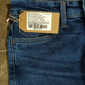 Slim Fit Stretchable Jeans with Insert Pockets