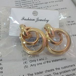 Free Delivery Korean Studs