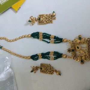 Antique Gold South Indian Style Necklace Set +free