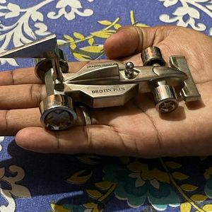 Collectible, Showpiece, Table Top Dtron Metal Car.