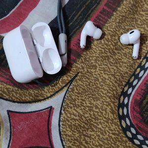 TWS Bluetooth Earbuds