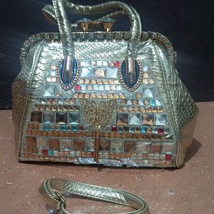 New Without Tag Hand purse 👜 With Heavywork
