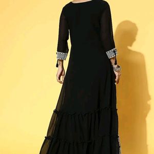 Xxl new Ethnic Gown