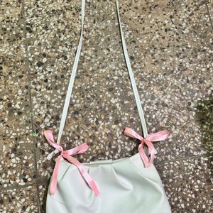 Cute Pinteresty Sling Bag 🤍🌸🎀