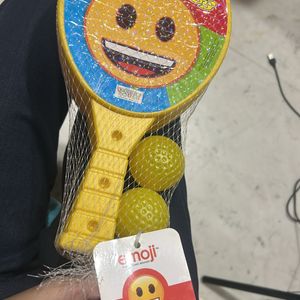 Plastic Tennis With Balls