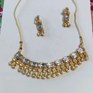 Stone Studded Jwellery Set