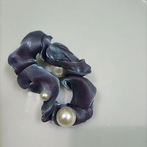 Organza Pearl Scrunchies