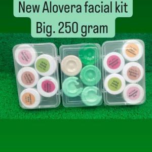 Facial Kit Organic Product No Harmful Cemical