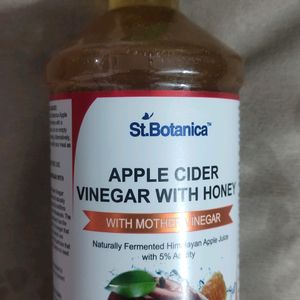 Apple Sider Vinegar With Honey