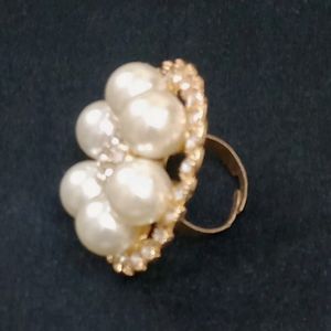 Finger Ring With White Big Stones