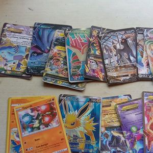 Set Of 26 Pokemon Cards