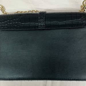 Carlton London Sling Bag