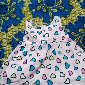 3 Qute Dresses For New Born Baby Girl