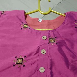Rose Pink Kurti With Embroidery Design 🩷