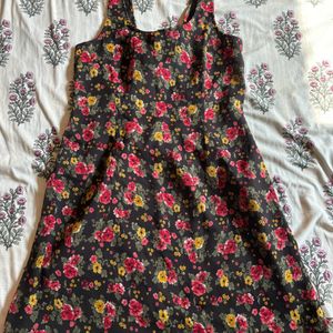 Styled Back Multicolour Sleeveless Frock