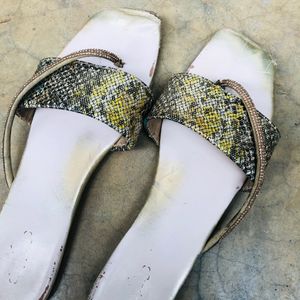 cobra print flip flop from steppings