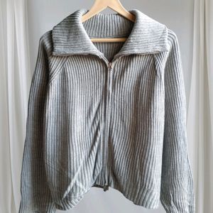 Zip-up Knit Gray Cardigan