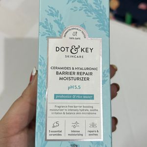 Dot And Key Moisturiser