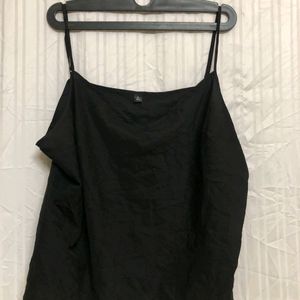 Black Sleevless Top