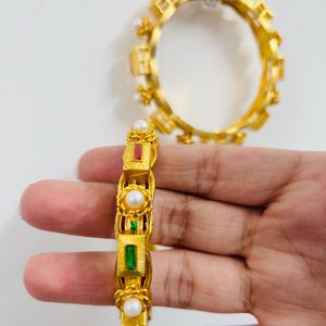 Women Royal Golden Gram Bangles