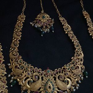 RICHY  NECKLACE SET