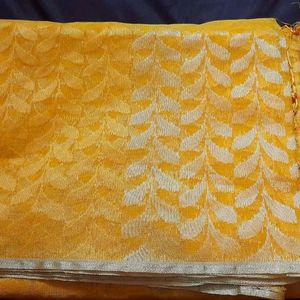 💛Gorgeous Jamdani Handloom Saree In Yellow Clr