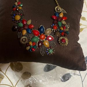 Mukticolour Neck piece