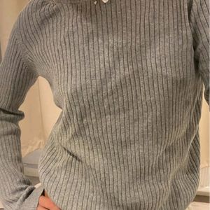 Uniqlo Sweater