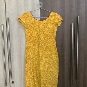 Yellow Kurthi With Navy Blue Piping