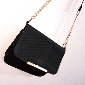 Stylish Black Sling Bag