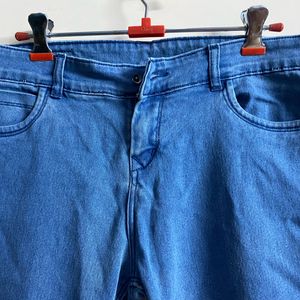 Blue Color Capri Jeans Women’s