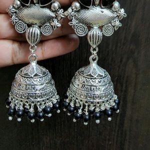 Big Discount Silver look like oxidized jhumka