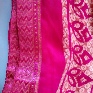 "DISCOUNT OFFER"Soft Saree With Blouse