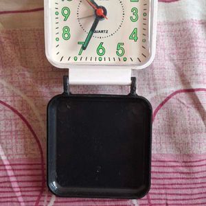 Orpat Table Clock