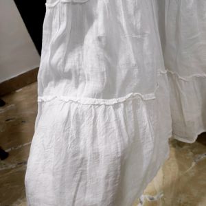 Summer Cotton White Dress. Fits Both S And Xs. Pure Cotton. Brand New. Last 2 Pictures For Reference