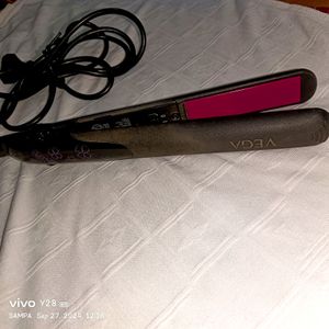 VEGA hair Straightener