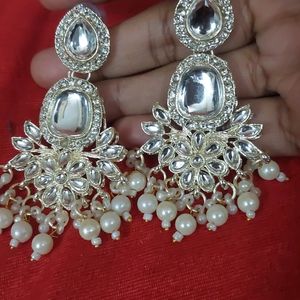 Khubsurat Earing