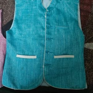 Combo Of 2 Waistcoats, For 5 And 8 Year Old.