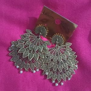 Party Wear Golden Earrings