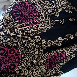 New Unused Gher Golden Print Skirt