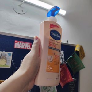 Vaseline Body Lotion