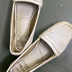 WHITE USED SANDAL