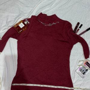 Turtle Neck Fitted Top Maroon