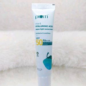 Cica & Hyaluronic Acid Aqua-Light Sunscreen