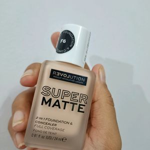 Makeup Revolution Relove Foundation