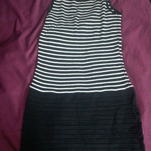 Bodycon Dress, Woolen Black & White, Light Weight