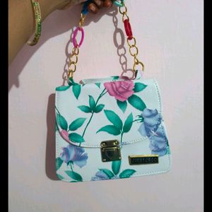 Trendy Handbag For Women With Floral Print