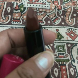 Oriflame On colour Lipstick Chocolate Love Shade