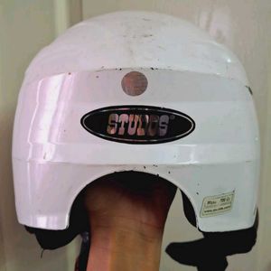 STUDDS White Girls Helmet